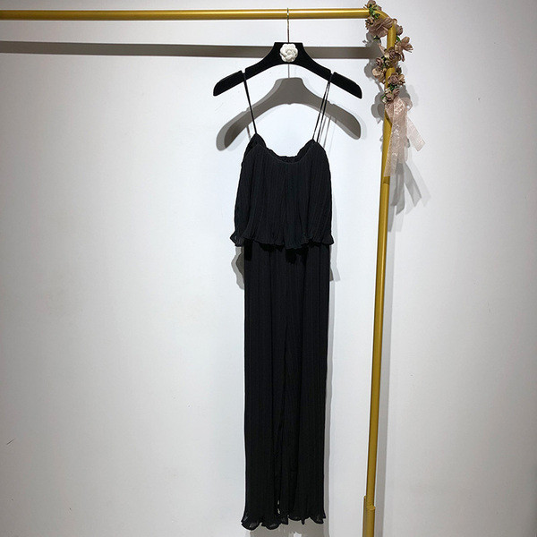 Salopeta de dama plisata cu bretele subtiri