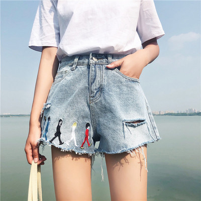 Pantaloni scurți casual de damă cu aplicații și motive rupte