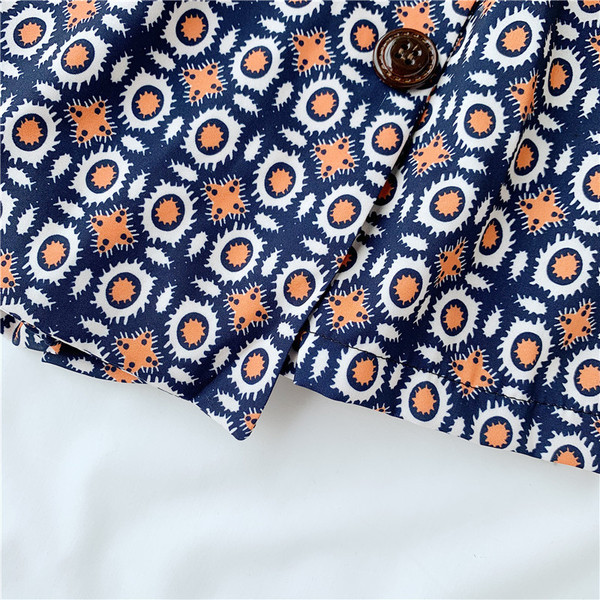 Salopeta de dama colorata cu nasturi si bretele subtiri