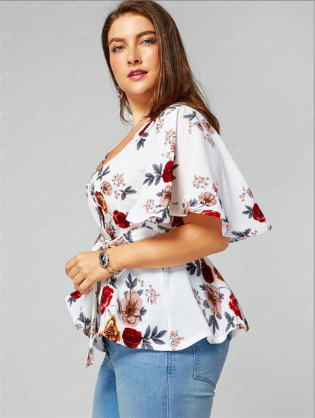 Bluza de dama marime mare cu model floral in alb