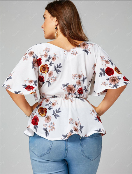 Bluza de dama marime mare cu model floral in alb