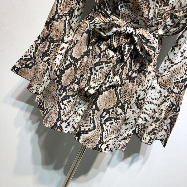 Γυναικεία ολόσωμη φόρμαμε ζωική εκτύπωση