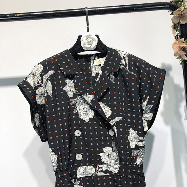 Casual Γυναικεία ολόσωμη φόρμα  με κλασικό κολάρο και μικρά φαρδιά μανίκια