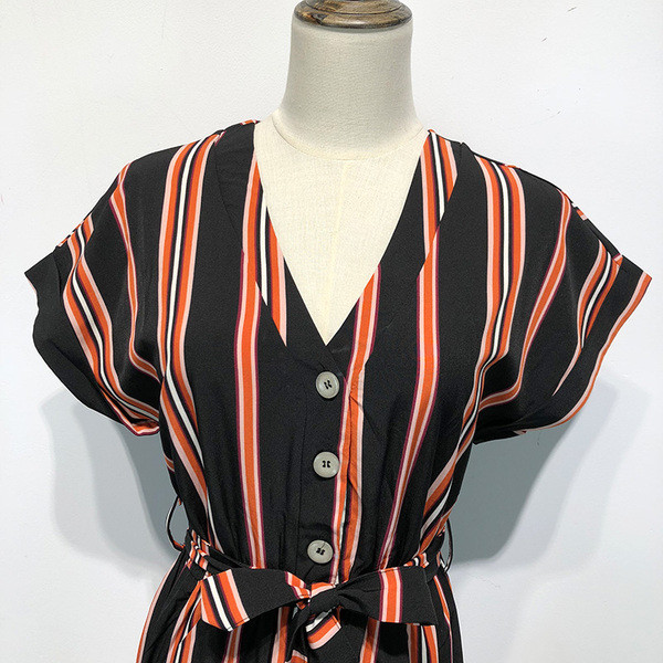 Γυναικεία ολόσωμη φόρμα με δαντέλα με κορδόνια  και κουμπιά