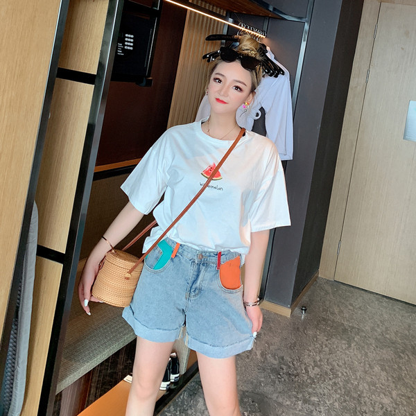 Pantaloni scurți casual de damă cu talie înaltă