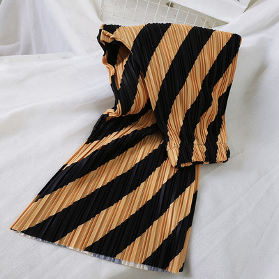 Pantaloni de dama plisati cu talie inalta in trei culori