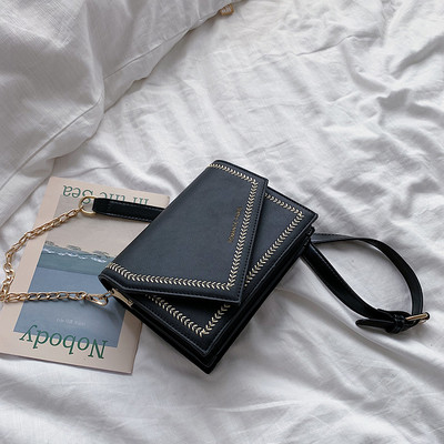 Geanta de dama din piele cu inchidere metalica in mai multe culori