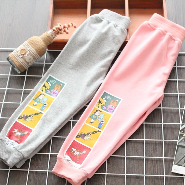 Pantaloni casual pentru copii cu aplicatie in gri si roz