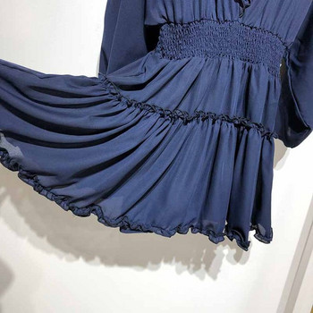 Rochie cu decolteu în V adânc și mâneci lungi în albastru