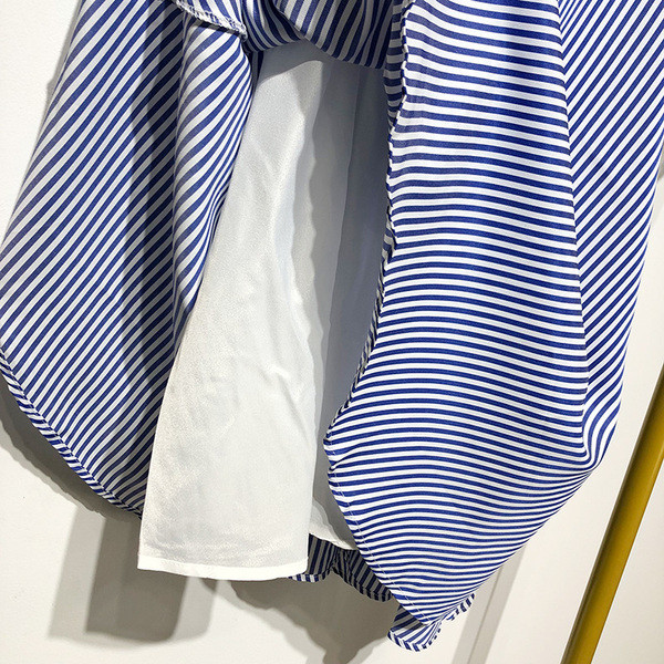 Широка раирана рокля с презрамки