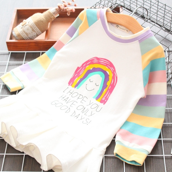 Model nou de rochie colorata pentru copii cu maneci lungi pentru fete