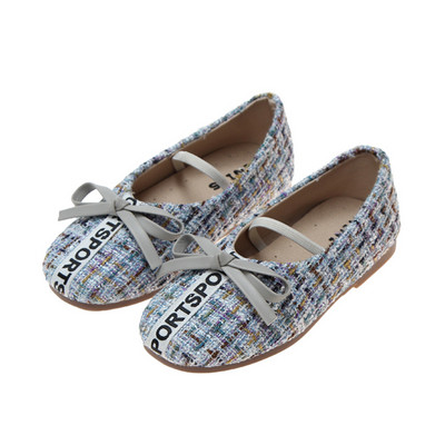 Pantofi moderni pentru copii cu o inscripție și o panglică-pentru fete