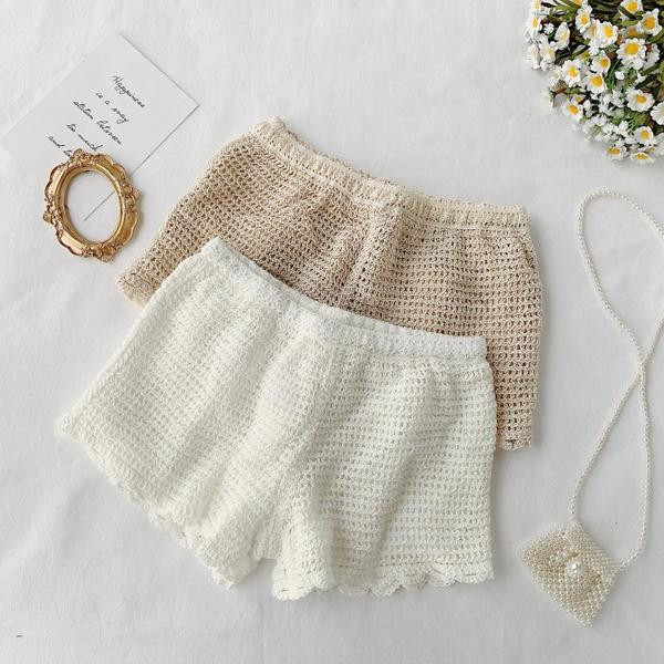 Pantaloni scurti de dama in doua culori