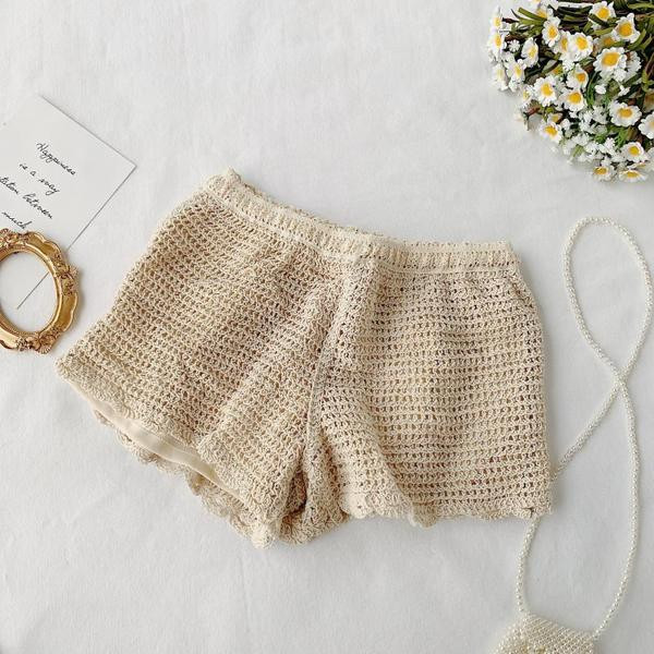 Pantaloni scurti de dama in doua culori