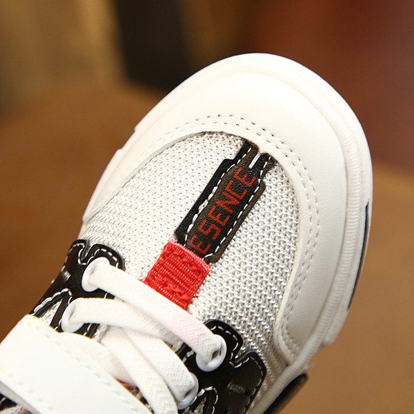 Adidași casual pentru copii pentru băieți în alb și negru cu inscripții