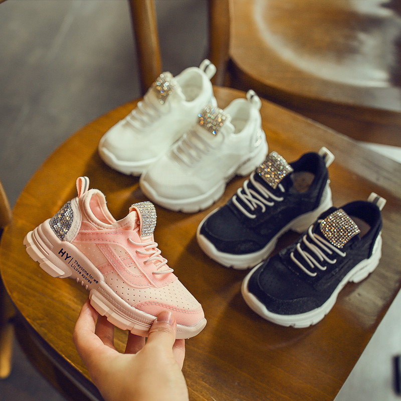 Adidași moderni pentru copii pentru fete în negru, roz și alb