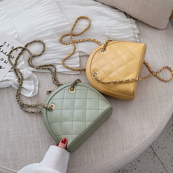 Geanta de dama din piele cu fermoar in patru culori