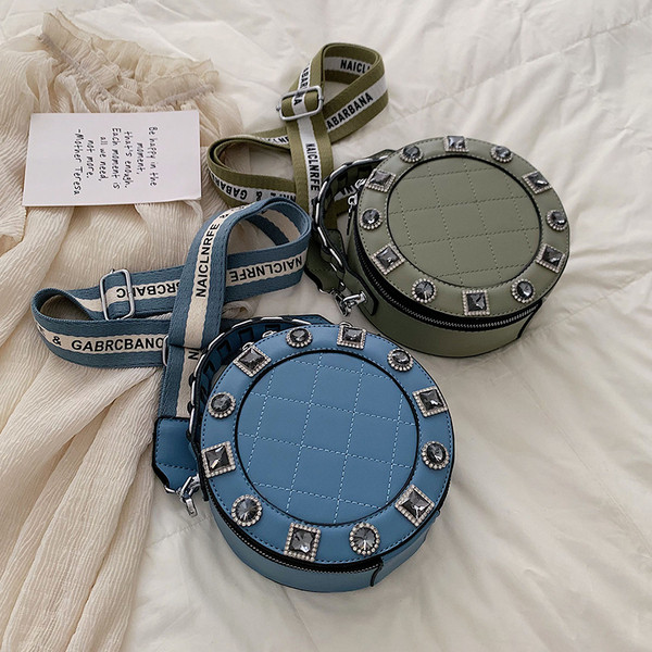 Geanta de dama cu pietre rotunde