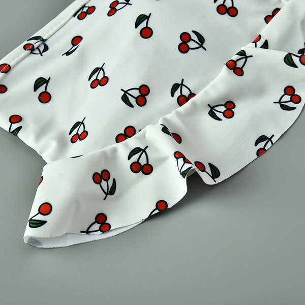 Νέο μοντέλο γυναικείο μαγιό  σε λευκό χρώμα