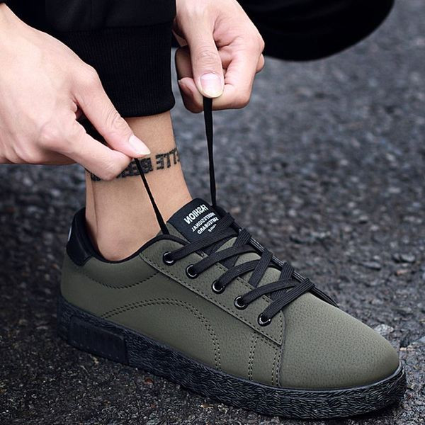 Tenisi moderni pentru bărbați cu șireturi în trei culori