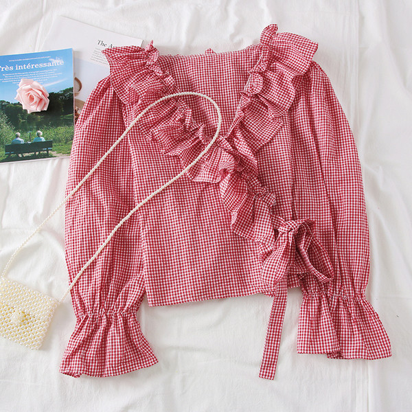 Cămașă modernă de damă în carouri cu mâneci lungi în roșu și negru