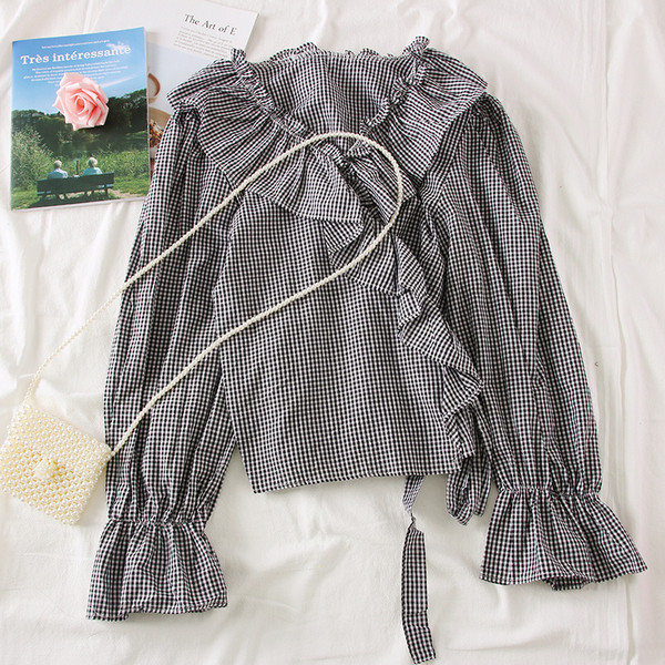 Cămașă modernă de damă în carouri cu mâneci lungi în roșu și negru