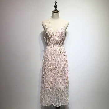 Rochie cu decolteu în V adânc și bretele subțiri în alb