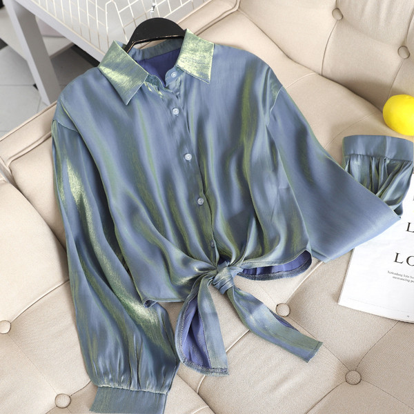 Cămașă modernă de damă cu mâneci lungi în albastru și roșu