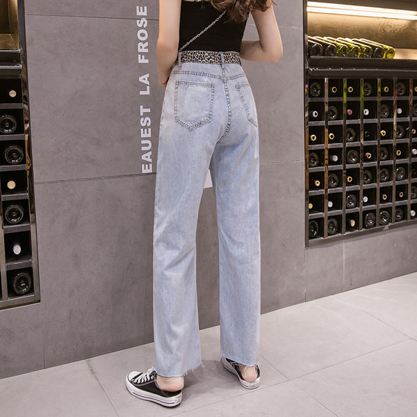 Blugi de dama moderni in model deschis la culoare