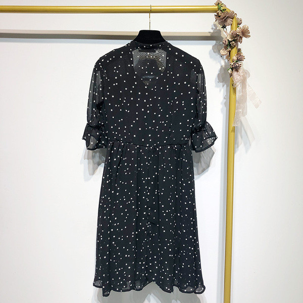 Rochie de damă din șifon cu puncte negre