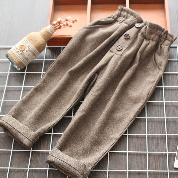 Pantaloni moderni pentru copii cu nasturi si buzunare maro