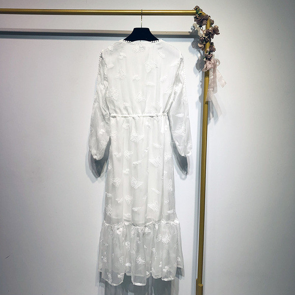 Rochie de dama alb cu maneci lungi