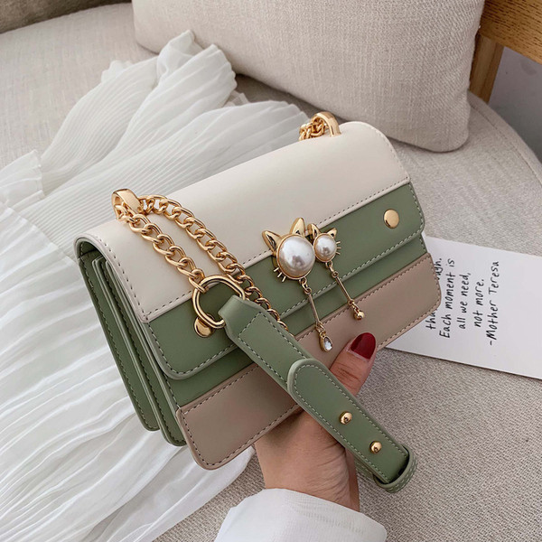 Geanta dama cu decor metalic in mai multe culori