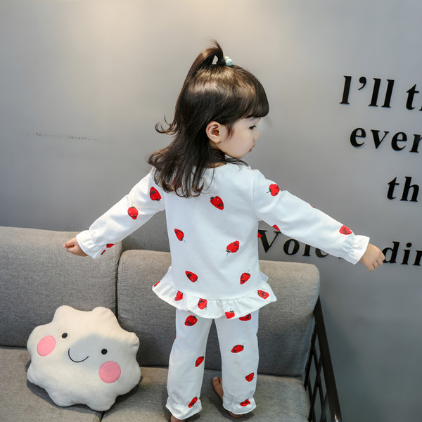 Pijamale actuale pentru copii în roz și alb - pentru fete