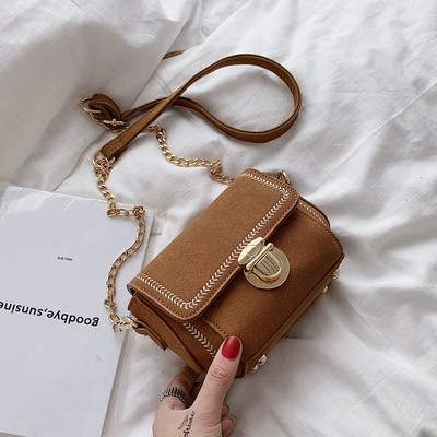 Geanta de dama moderna cu inchidere metalica