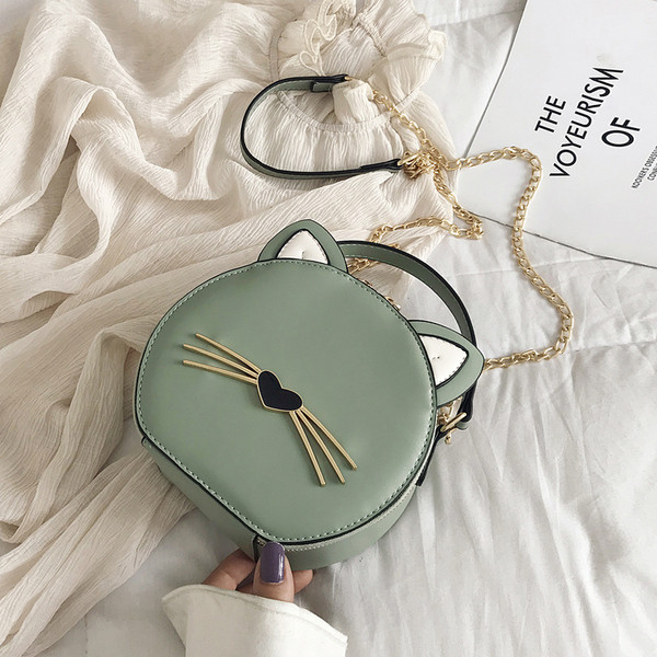 Geanta dama cu element 3D si maner metalic