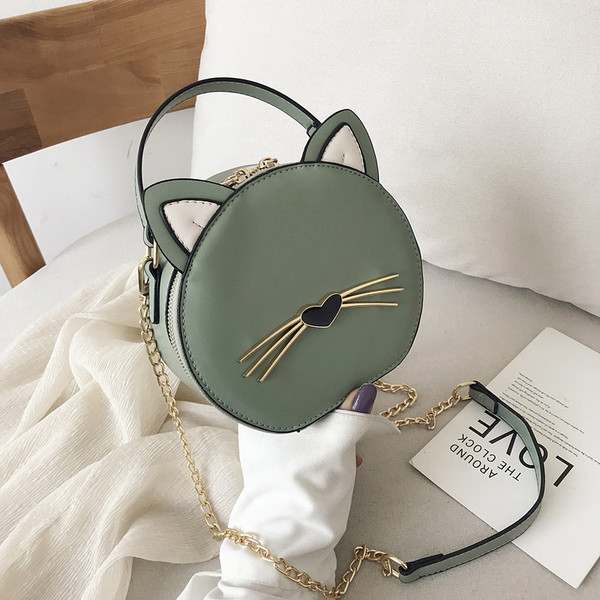 Geanta dama cu element 3D si maner metalic