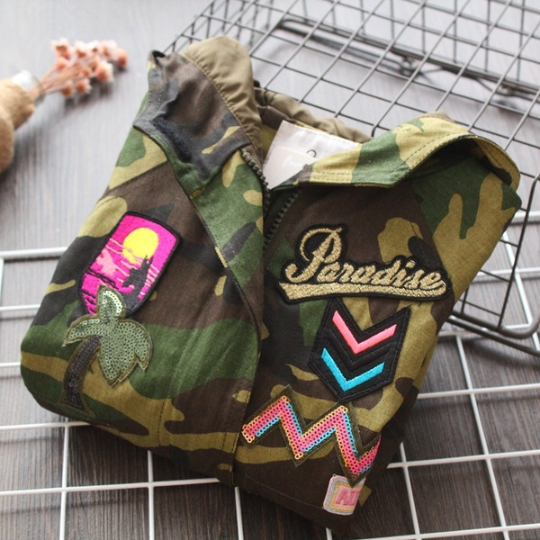 Jachetă modernă pentru copii cu glugă și buzunare - pentru fete