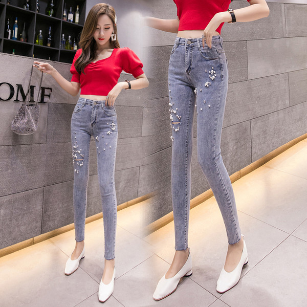 Blugi de dama moderni in culoare deschisa cu perle