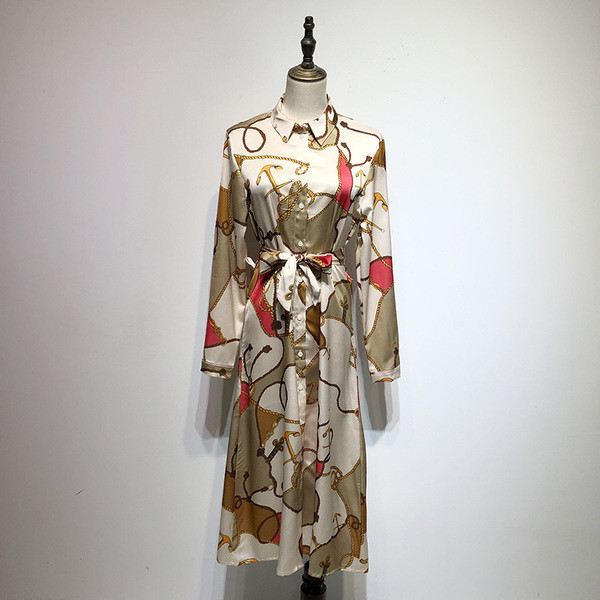 Rochie de dama cu guler clasic si maneci lungi cu model cu model