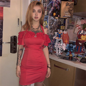 Rochie actuală de damă în roșu cu umerii goi