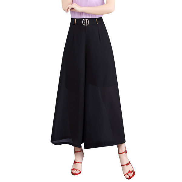 Актуален дамски панталон в черен цвят-широк модел