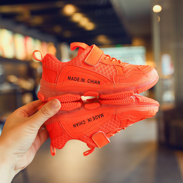 Tenisi copii actuali pentru fete in mai multe culori