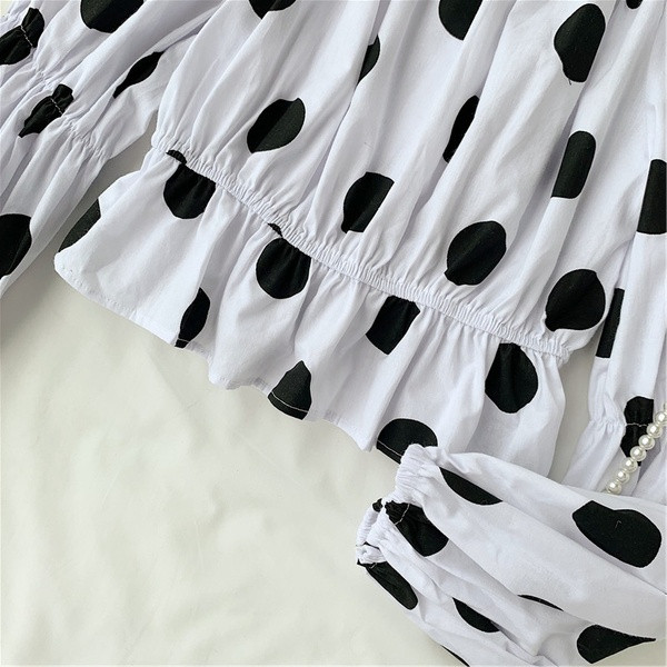 Bluză de damă cu buline în două culori cu mâneci lungi