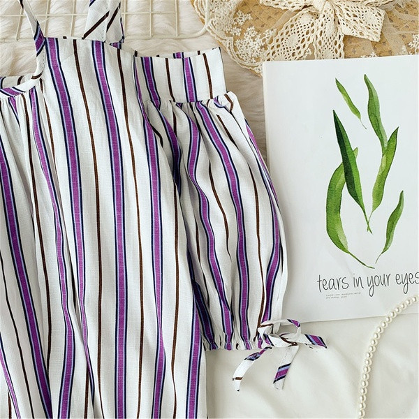 Bluză de damă în dungi cu bretele