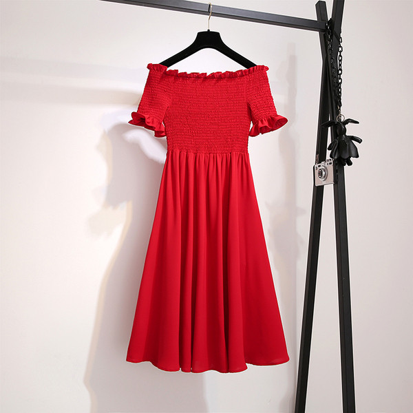 Rochie modernă de damă cu mâneci căzute în negru și roșu