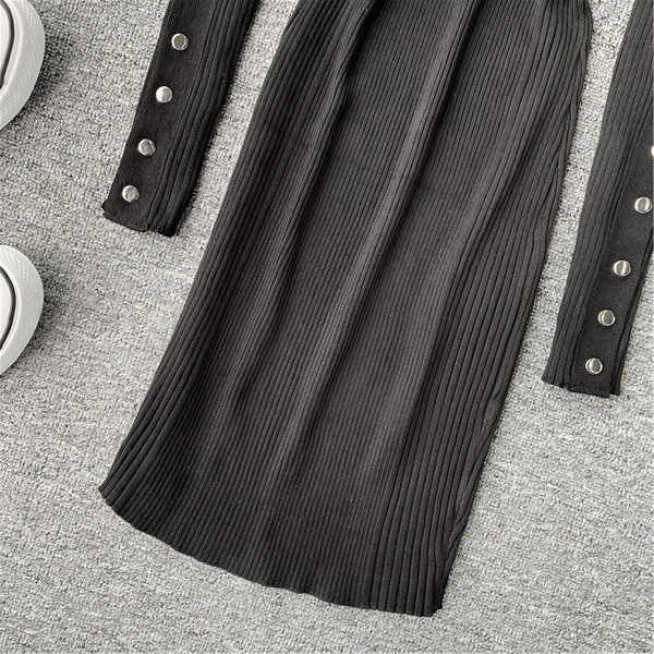 Rochie moderna de dama cu ochiuri in negru