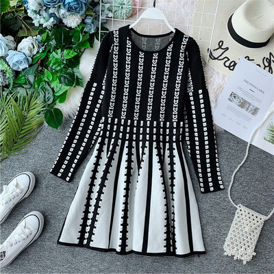 Rochie de dama cu maneca lunga in mai multe culori