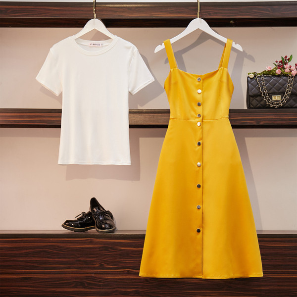 Setul actual pentru femei din două părți în negru și galben