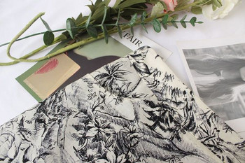 Fusta de dama moderna cu motive florale cu talie inalta